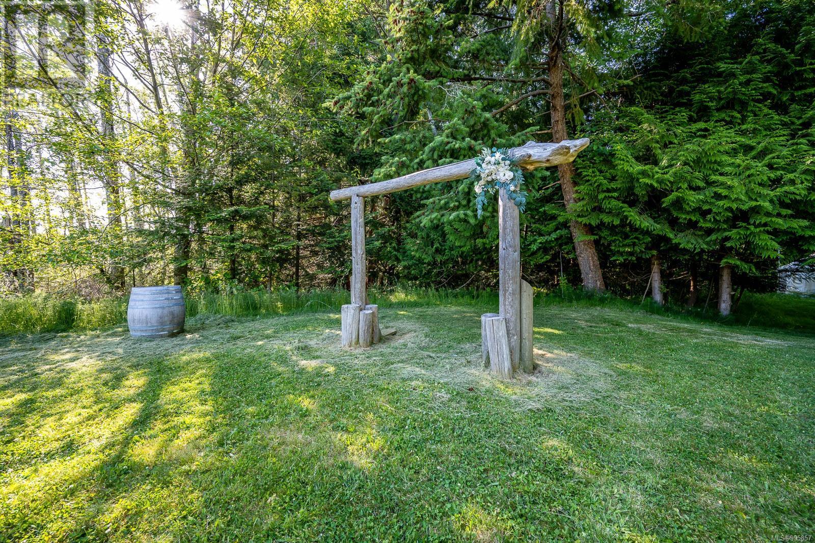 1885 Central Rd, Hornby Island, British Columbia  V0R 1Z0 - Photo 49 - 995857