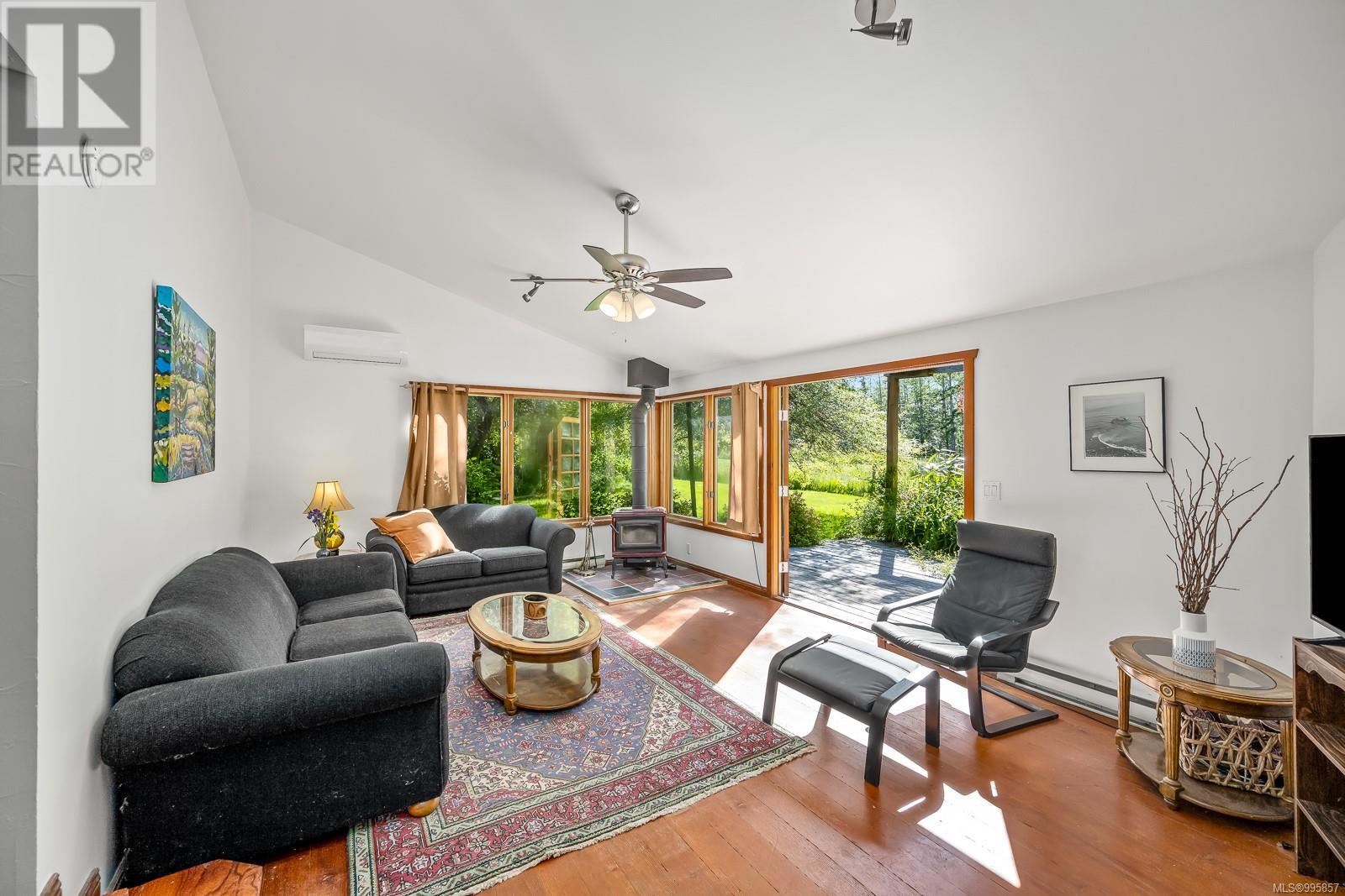 1885 Central Rd, Hornby Island, British Columbia  V0R 1Z0 - Photo 59 - 995857