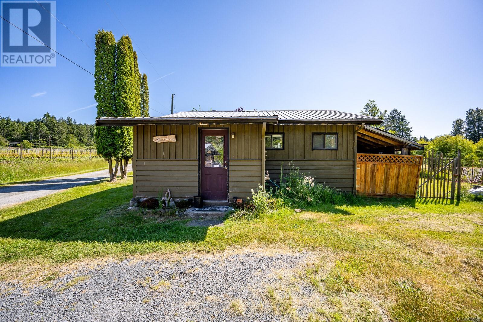 1885 Central Rd, Hornby Island, British Columbia  V0R 1Z0 - Photo 91 - 995857