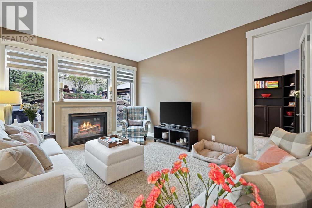 11 Springbank Mount Sw, Calgary, Alberta  T3H 5E5 - Photo 8 - A2226345