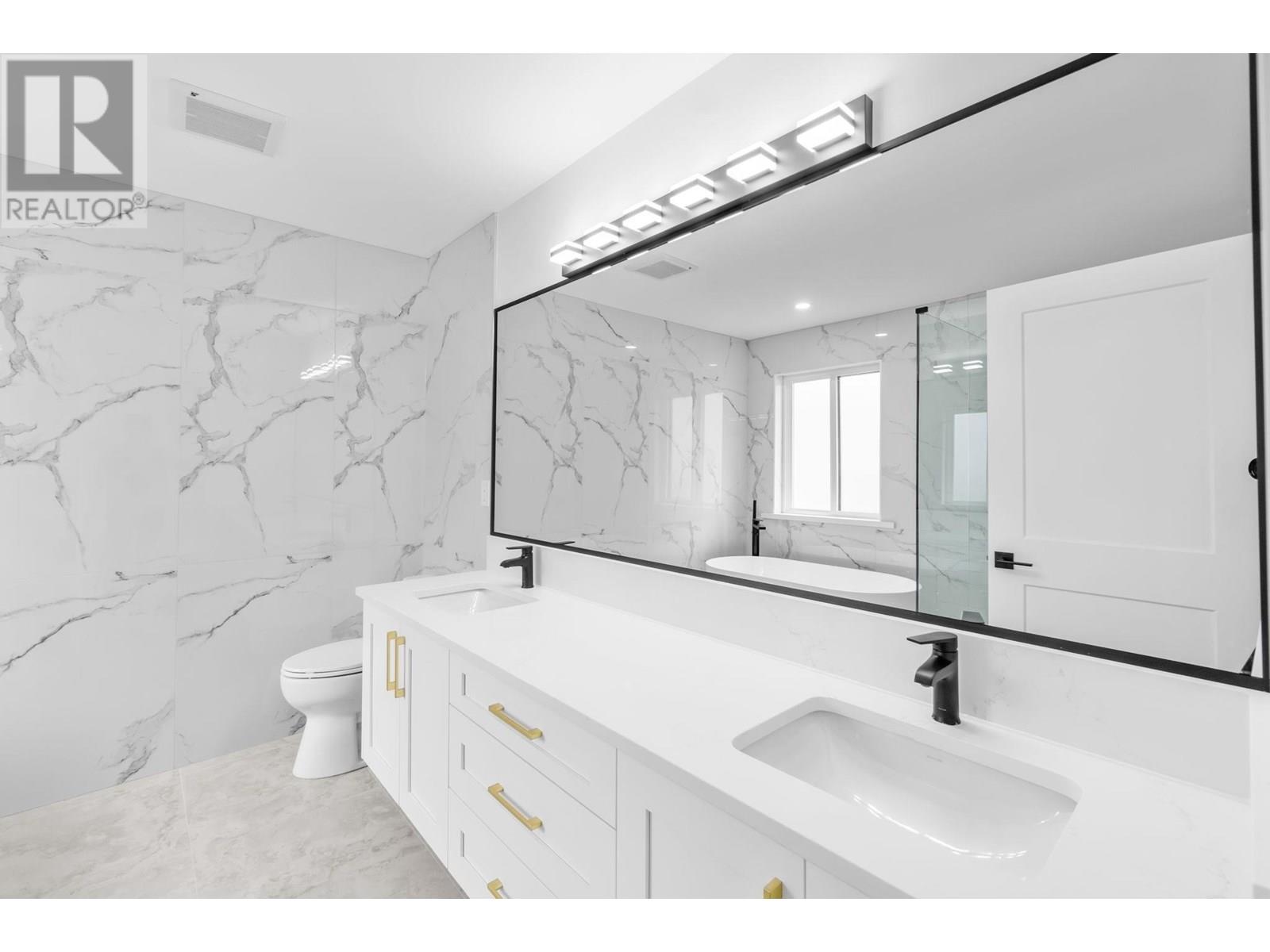 2 6765 Kitchener Street, Burnaby, British Columbia  V5B 2J8 - Photo 14 - R3015027