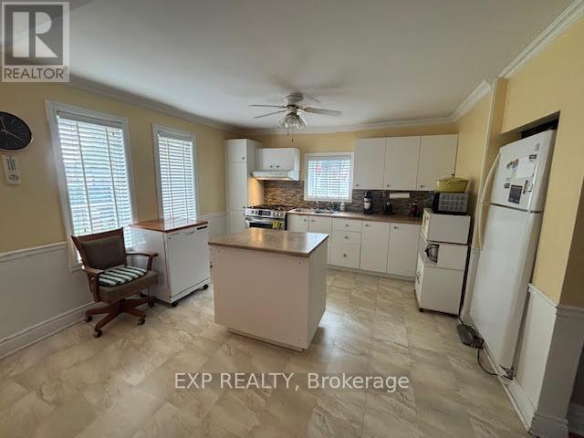 188 Regent Street, Hawkesbury, Ontario  K6A 1E8 - Photo 3 - X12217490