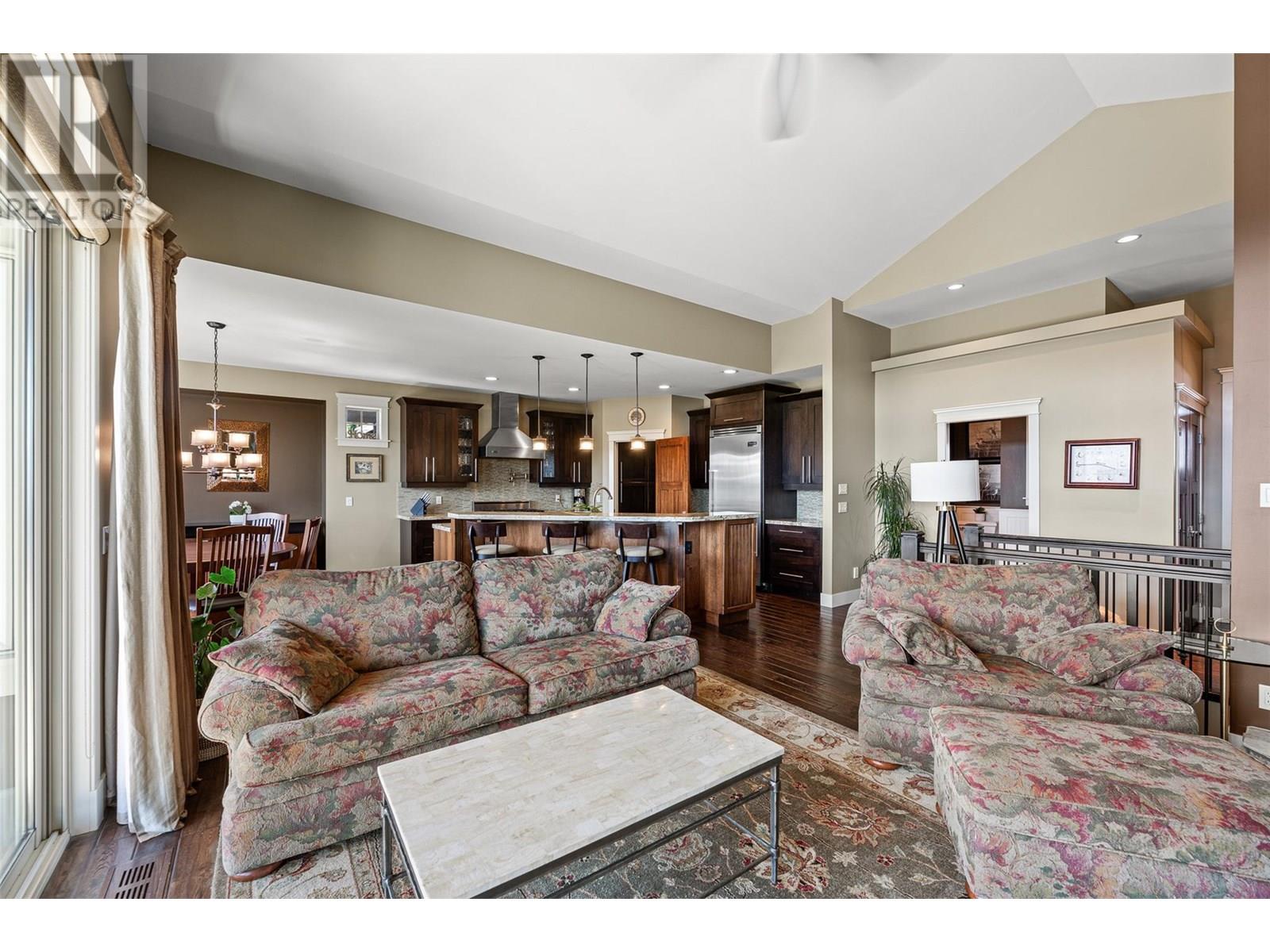 1732 Capistrano Peaks Crescent, Kelowna, British Columbia  V1V 2Z3 - Photo 7 - 10350980
