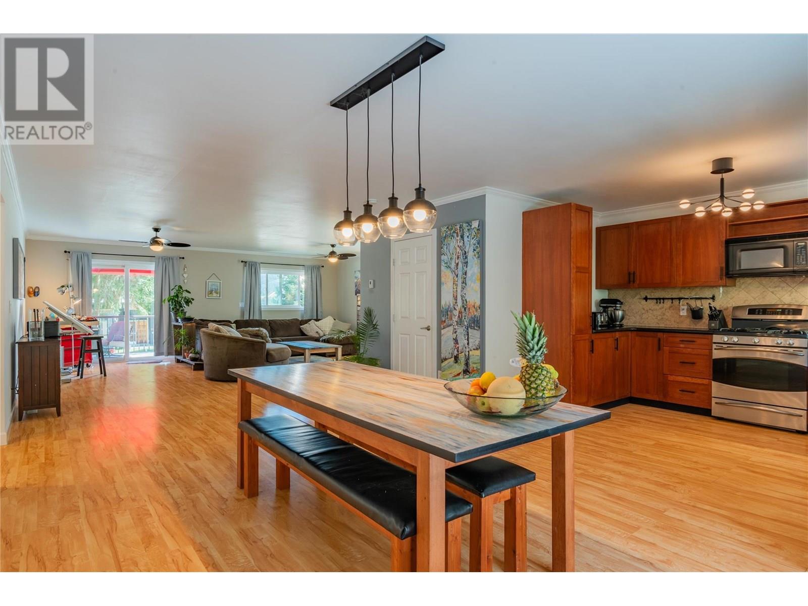 Property at 1845 THIRD Street image 5