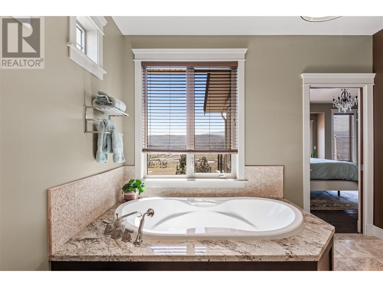 1732 Capistrano Peaks Crescent, Kelowna, British Columbia  V1V 2Z3 - Photo 23 - 10350980