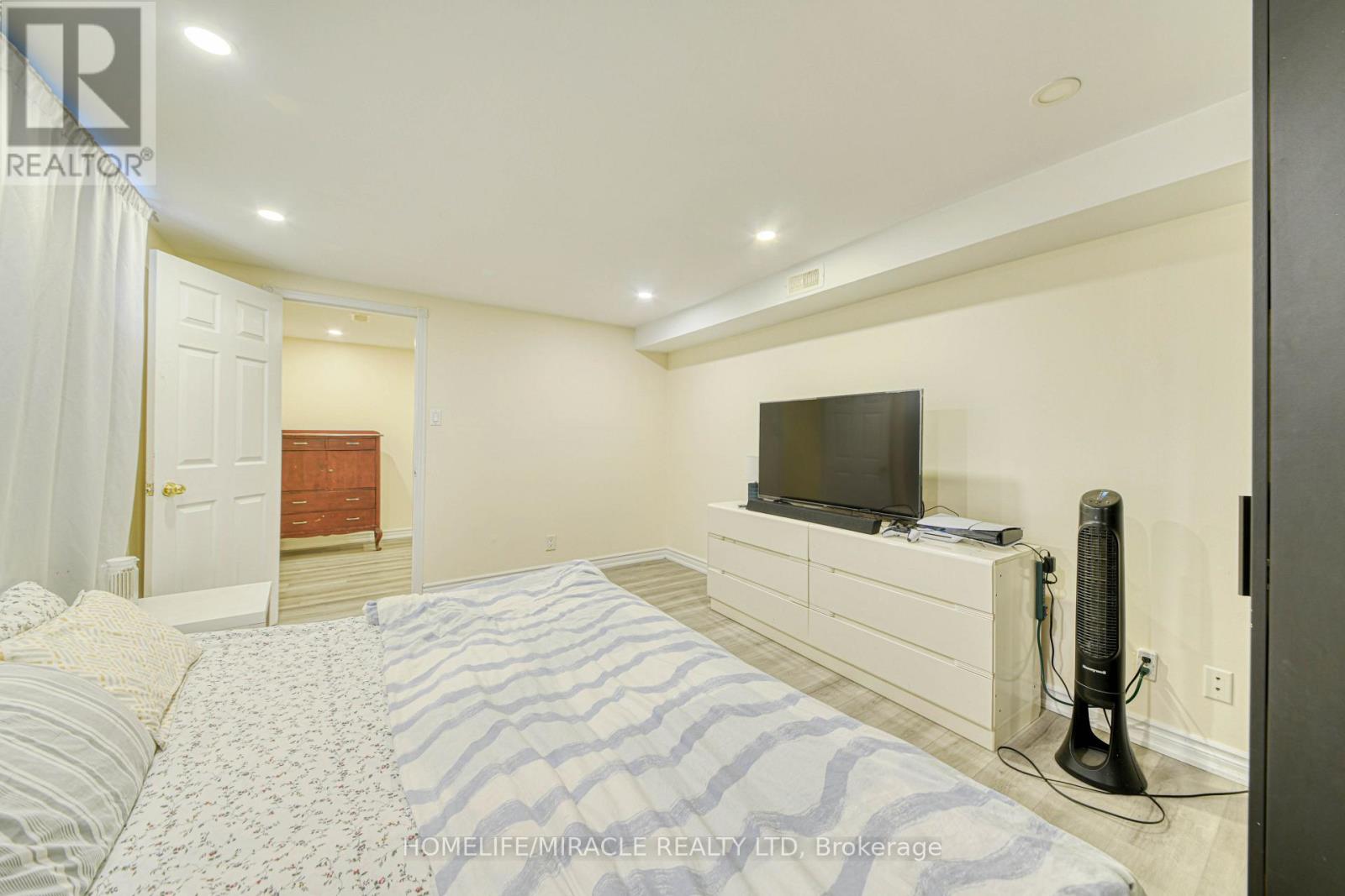74 Mountland Drive, Toronto, Ontario  M1G 2P1 - Photo 21 - E12217478