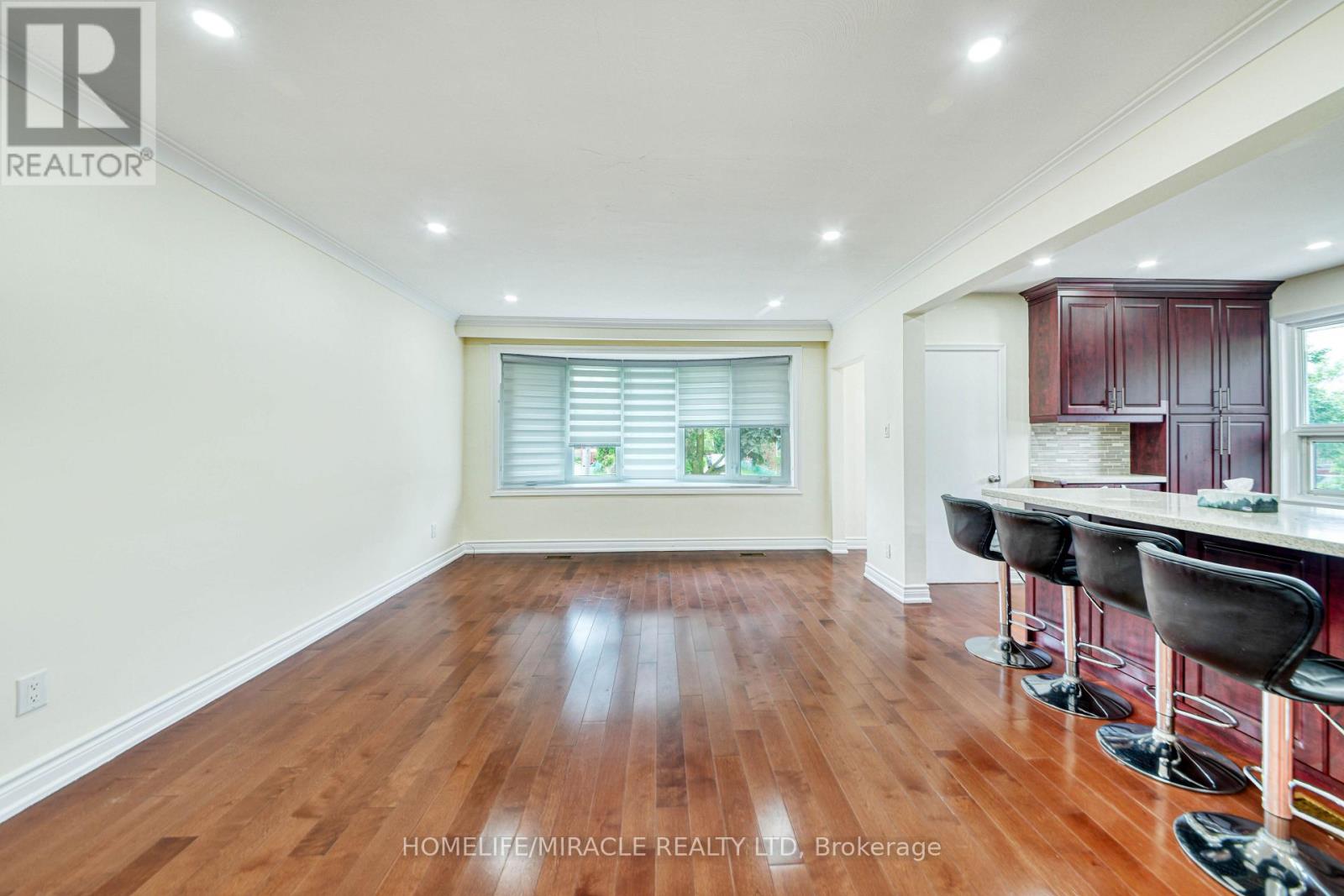 74 Mountland Drive, Toronto, Ontario  M1G 2P1 - Photo 8 - E12217478