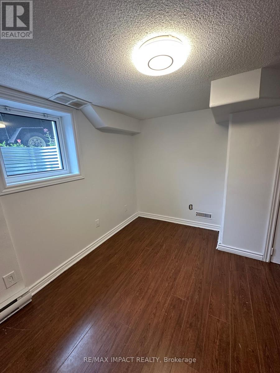 93 Park Road S, Oshawa, Ontario  L1J 4G7 - Photo 8 - E12217505