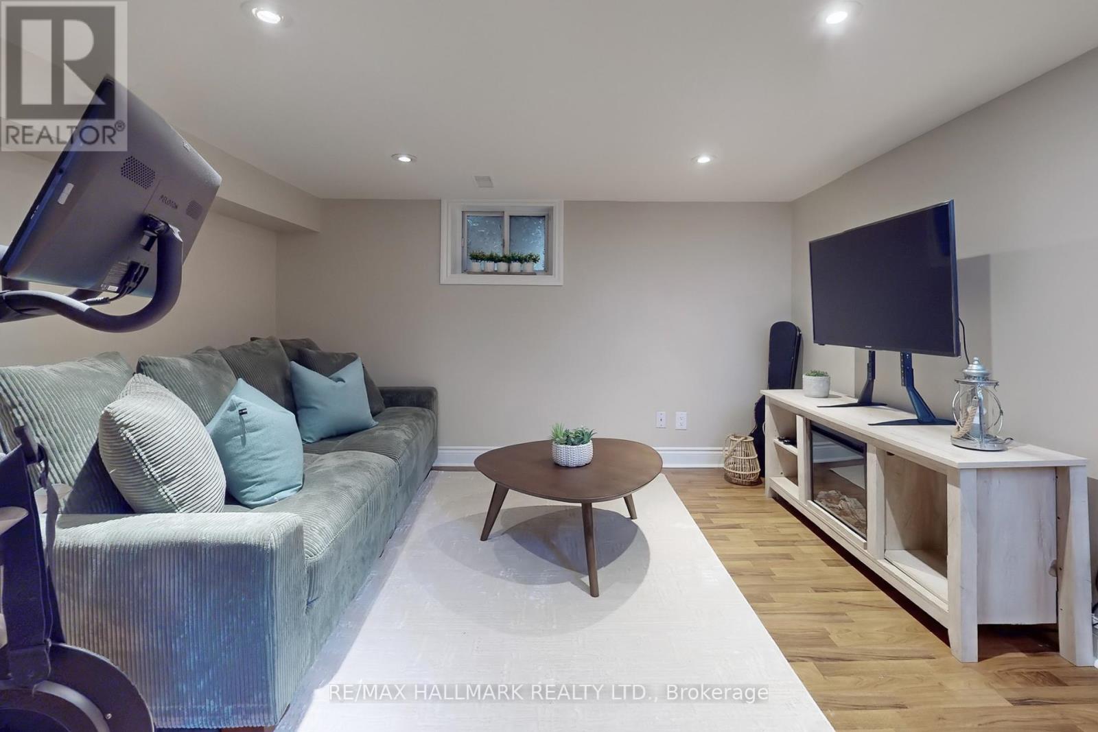 12 Queensgrove Road, Toronto (Birchcliffe-Cliffside), Ontario  M1N 3A8 - Photo 18 - E12217506