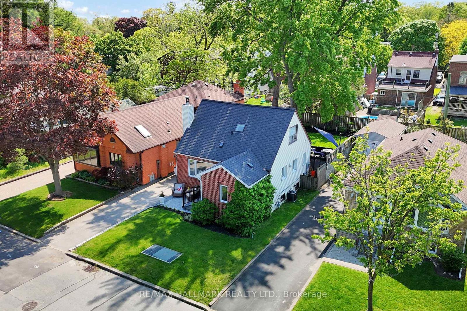 12 Queensgrove Road, Toronto (Birchcliffe-Cliffside), Ontario  M1N 3A8 - Photo 45 - E12217506