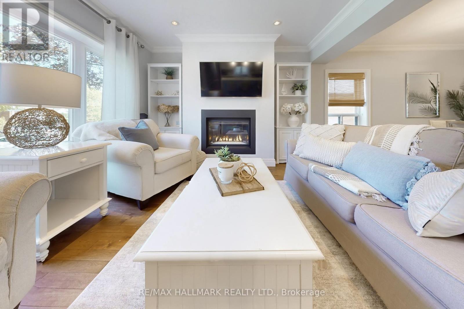 12 Queensgrove Road, Toronto (Birchcliffe-Cliffside), Ontario  M1N 3A8 - Photo 5 - E12217506
