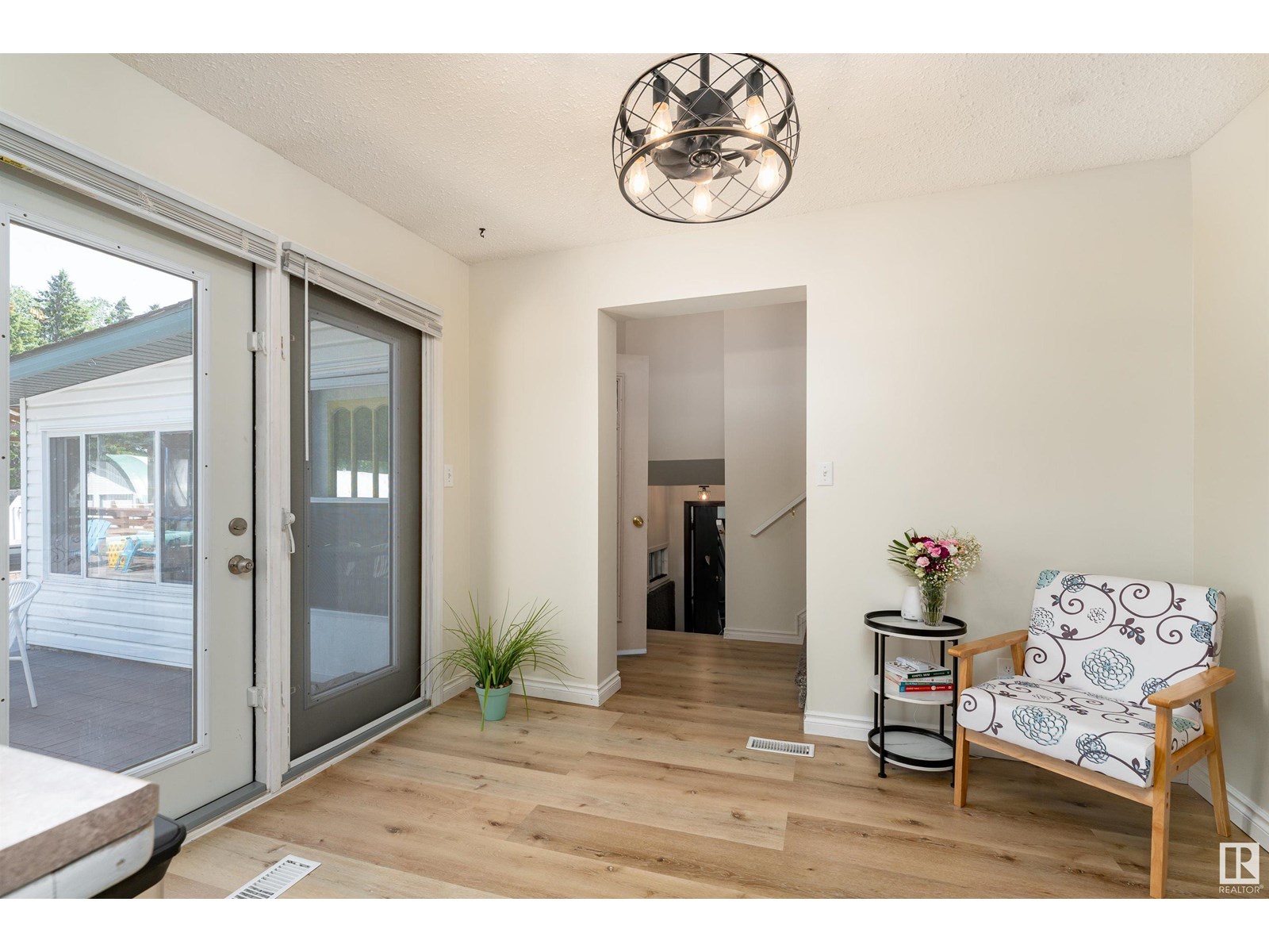 Property at 50437 RGE ROAD 235 image 3