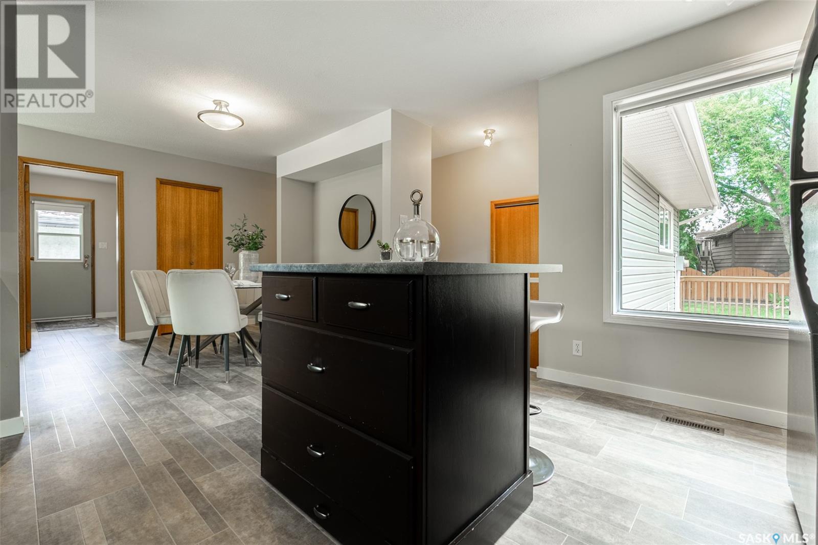 418 Silverwood Road, Saskatoon, Saskatchewan  S7K 6N2 - Photo 10 - SK009058