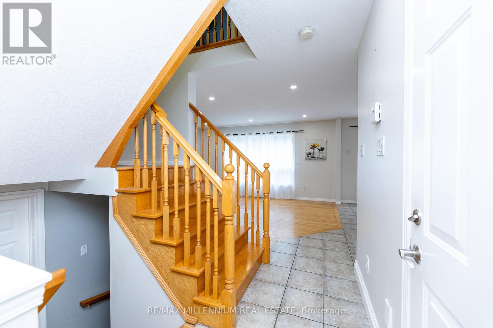 7 Graham Crescent, Orangeville, Ontario  L9W 5J4 - Photo 12 - W12217493