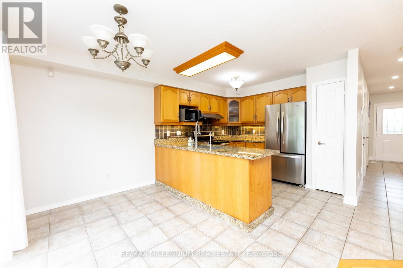 7 Graham Crescent, Orangeville, Ontario  L9W 5J4 - Photo 15 - W12217493