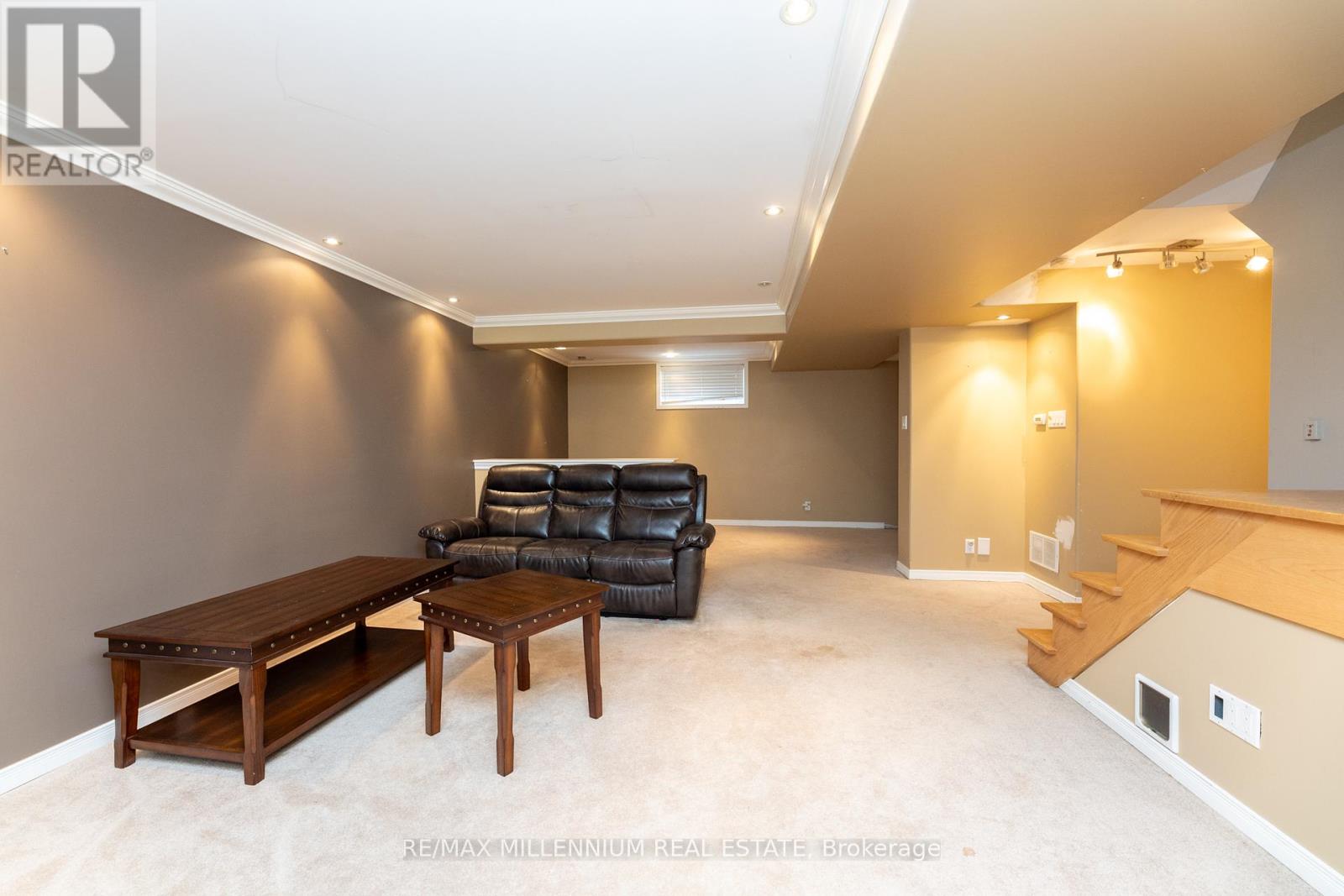 7 Graham Crescent, Orangeville, Ontario  L9W 5J4 - Photo 34 - W12217493