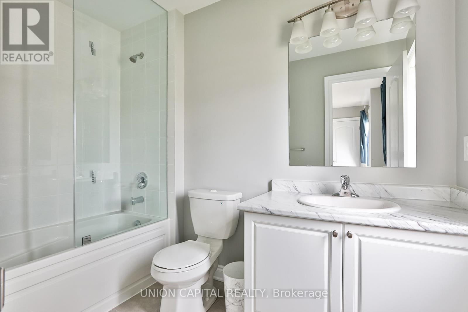 36 Lampman Crescent, Brampton (Credit Valley), Ontario  L6X 0E4 - Photo 34 - W12217501
