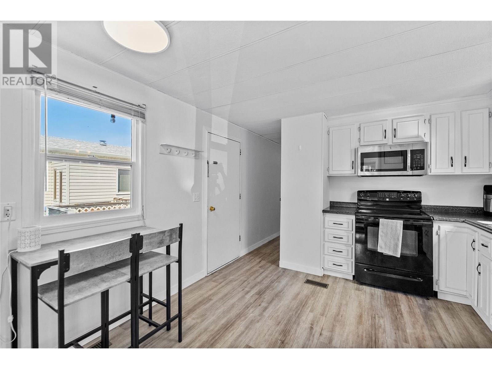 2401 Ord Road Unit# 107, Kamloops, British Columbia  V2B 7V8 - Photo 9 - 10352072