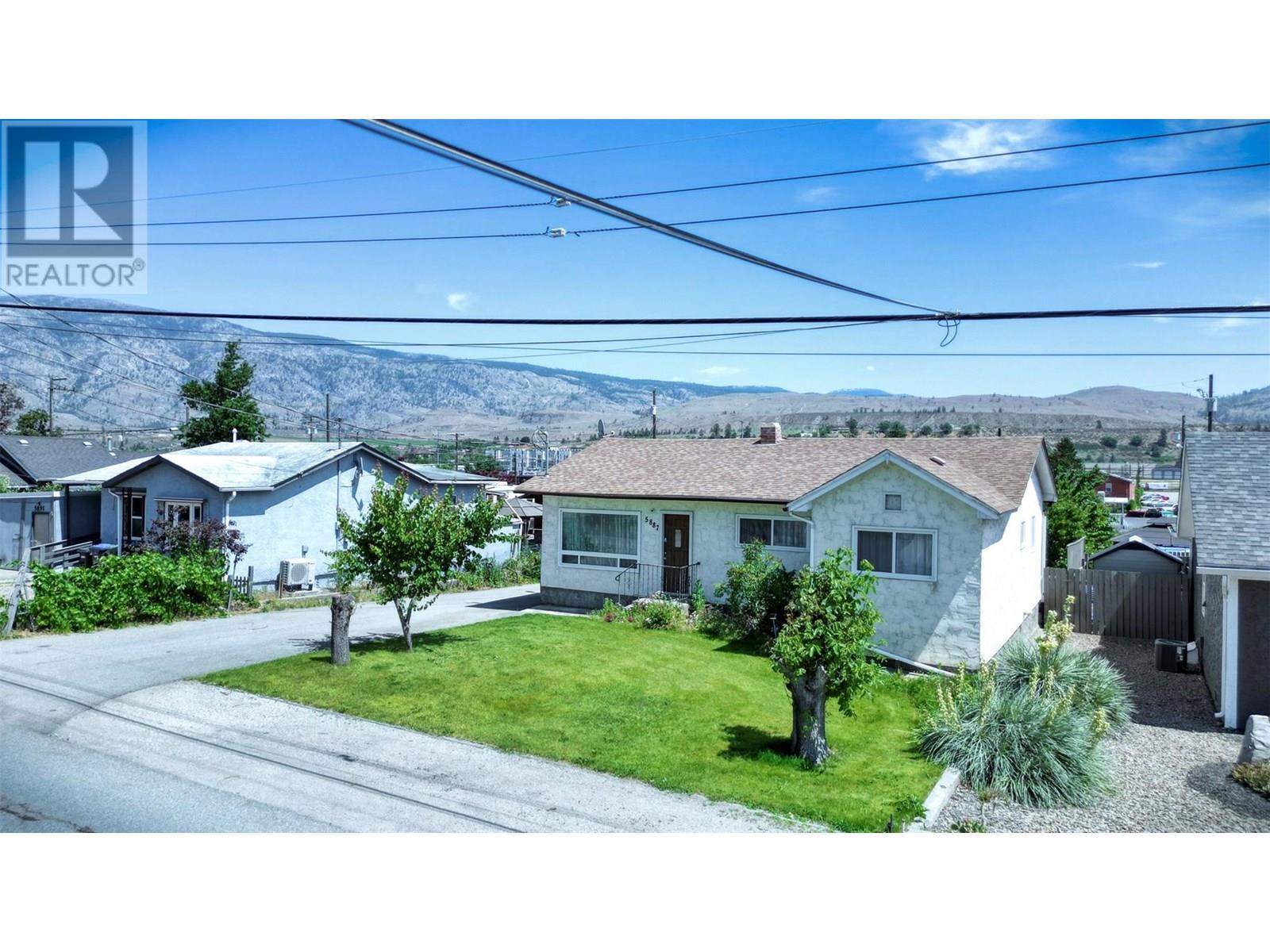 5887 Okanagan Street Street, Oliver, British Columbia  V0H 1T0 - Photo 2 - 10351962