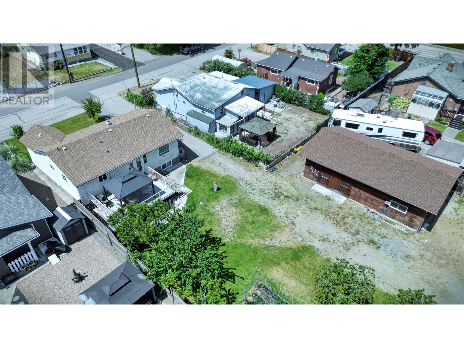 5887 Okanagan Street Street, Oliver, British Columbia  V0H 1T0 - Photo 5 - 10351962