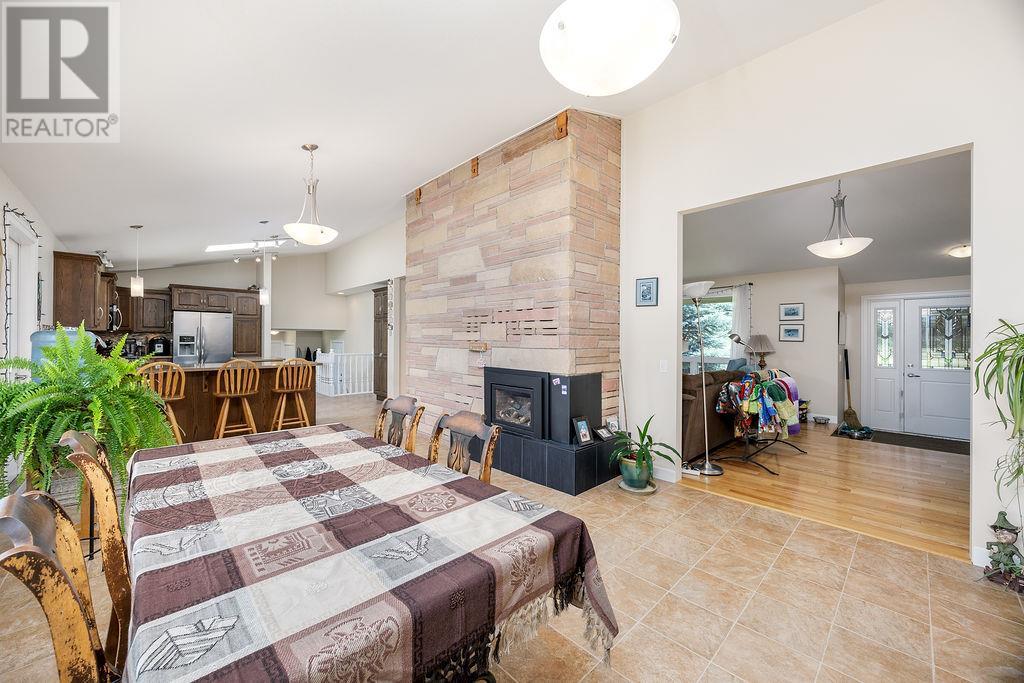 3796 East Vernon Road, Vernon, British Columbia  V1B 3H7 - Photo 12 - 10351155