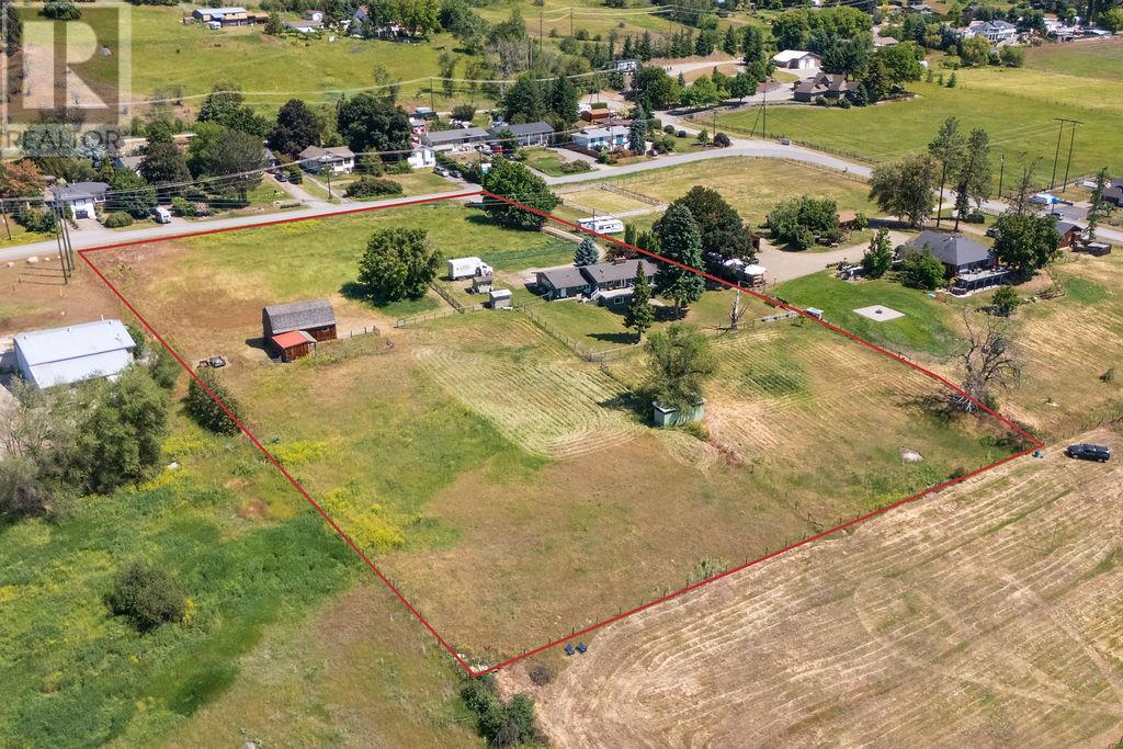 3796 East Vernon Road, Vernon, British Columbia  V1B 3H7 - Photo 2 - 10351155