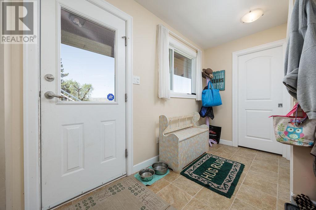 3796 East Vernon Road, Vernon, British Columbia  V1B 3H7 - Photo 30 - 10351155