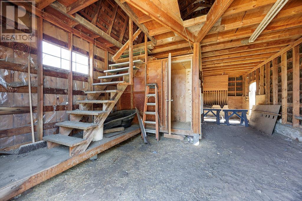 3796 East Vernon Road, Vernon, British Columbia  V1B 3H7 - Photo 55 - 10351155