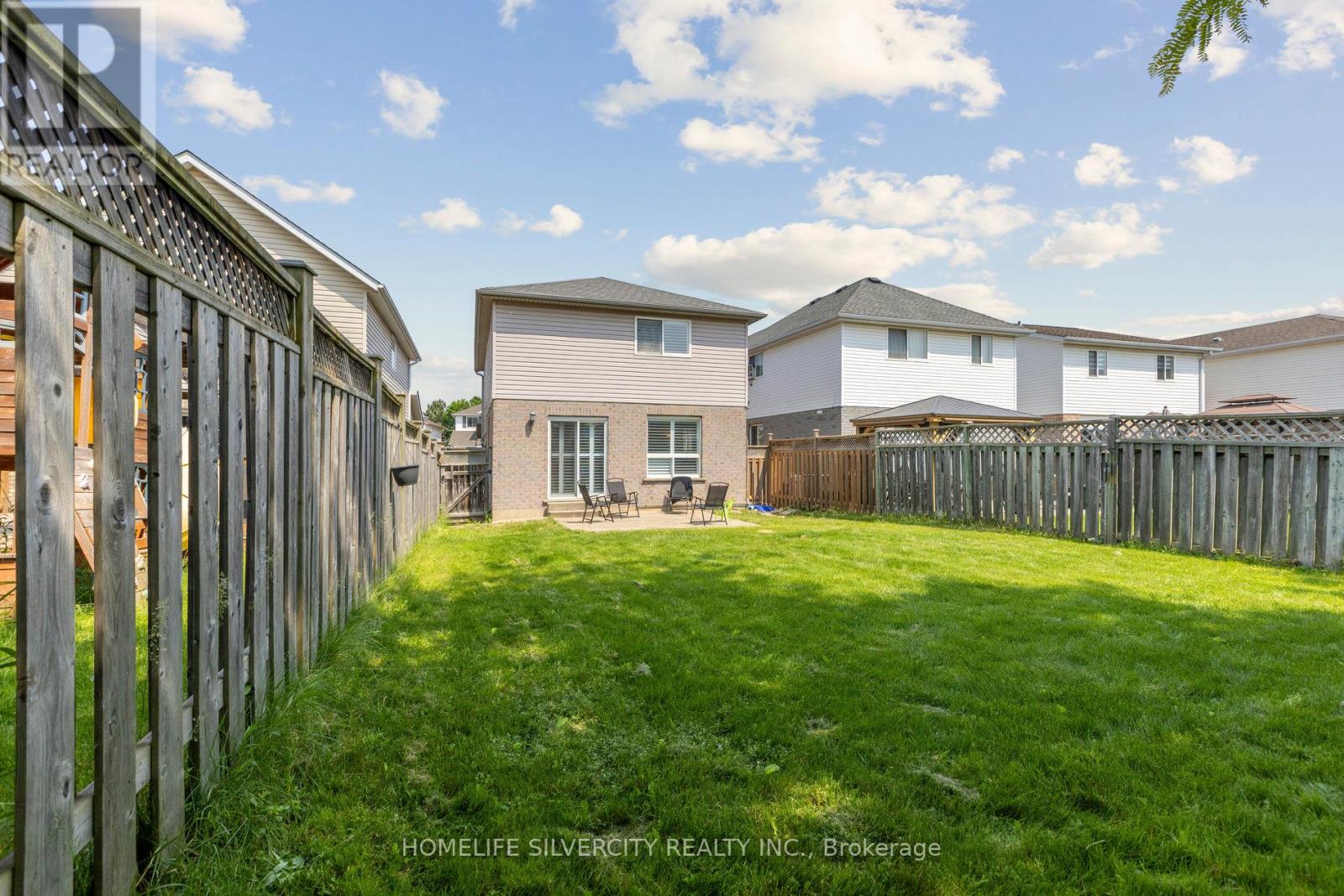 221 Grey Fox Drive, Kitchener, Ontario  N2E 3N7 - Photo 28 - X12217476