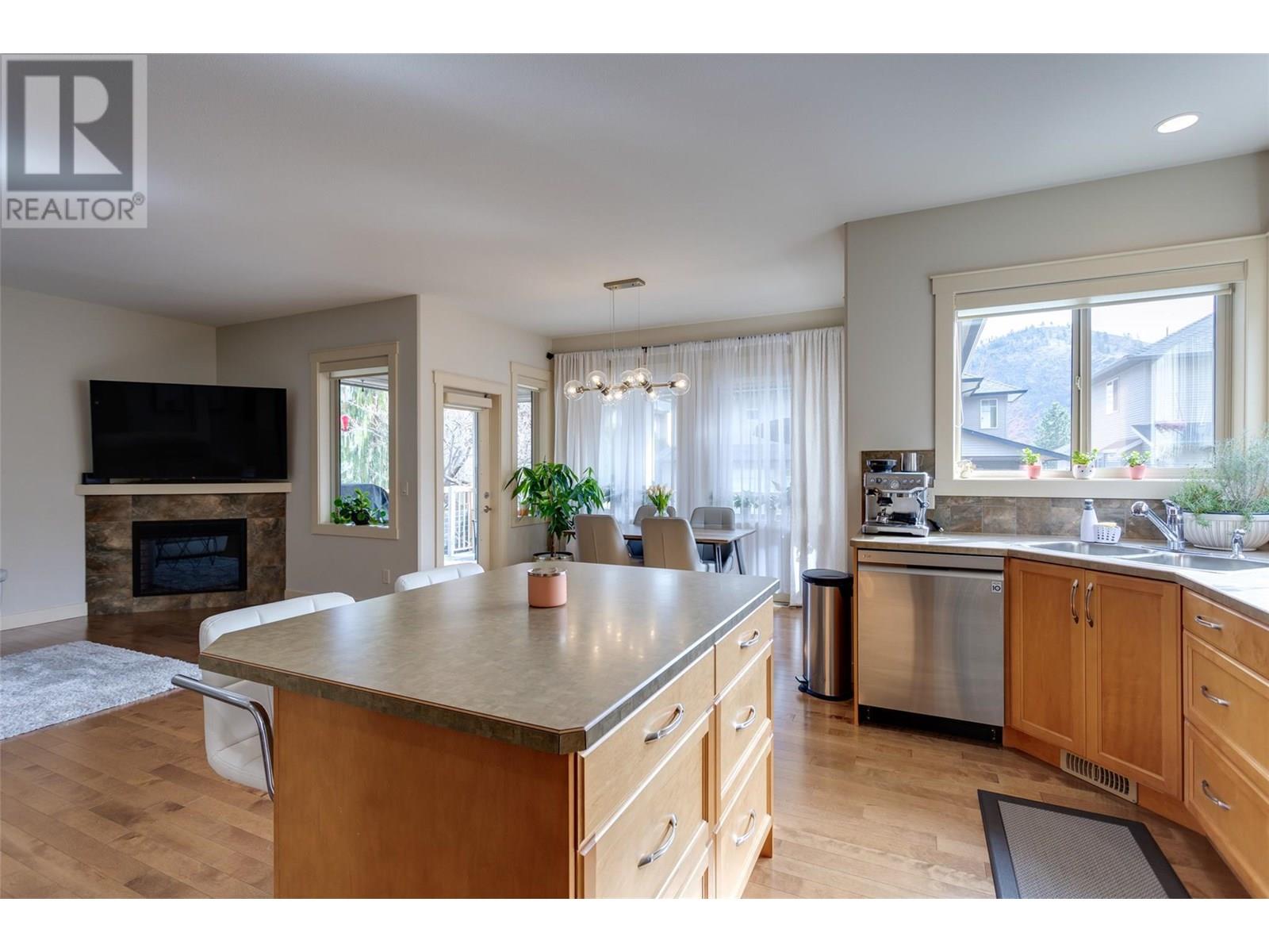 2841 Bentley Road, West Kelowna, British Columbia  V4T 3B2 - Photo 8 - 10351642
