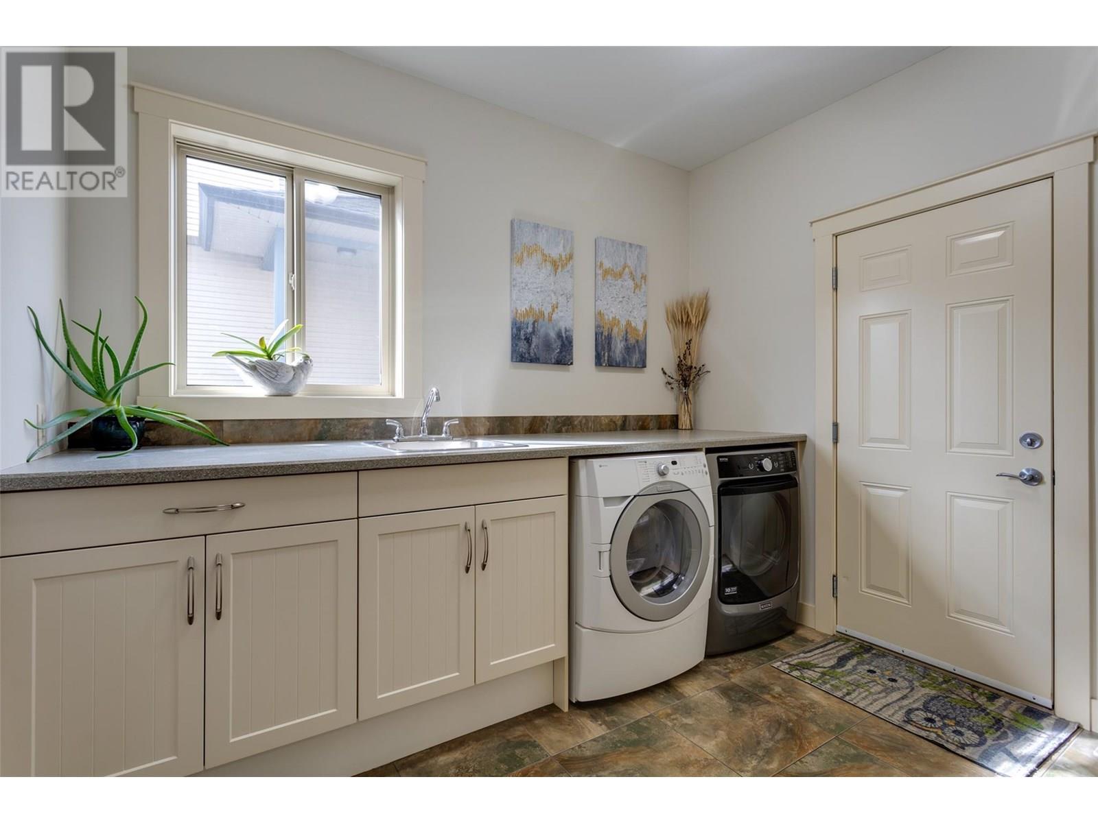 2841 Bentley Road, West Kelowna, British Columbia  V4T 3B2 - Photo 13 - 10351642