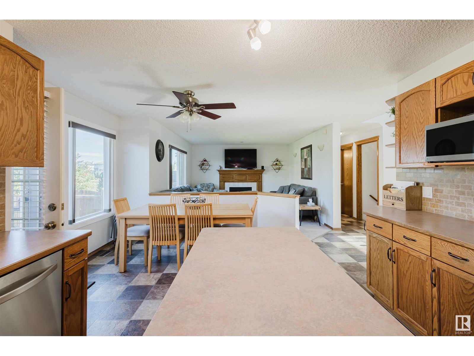 442 Klarvatten Lake Wd Nw, Edmonton, Alberta  T5Z 3B9 - Photo 12 - E4442104