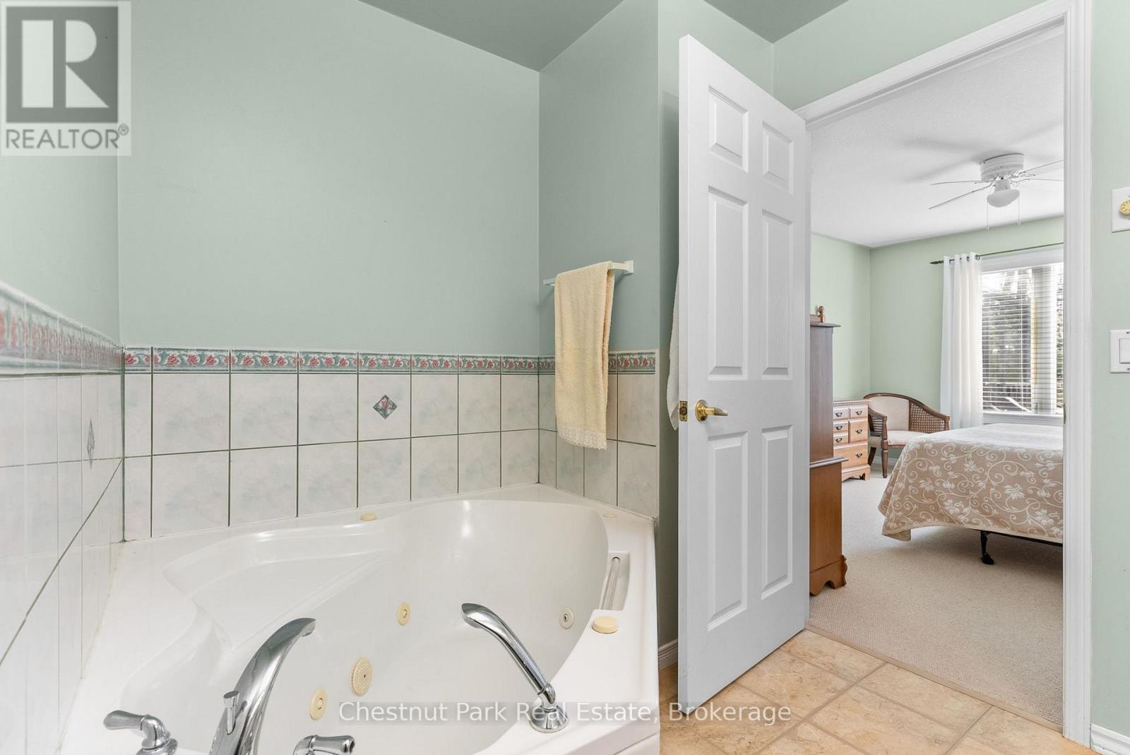 44 Springwood Crescent, Gravenhurst, Ontario  P1P 1Y8 - Photo 16 - X12122328