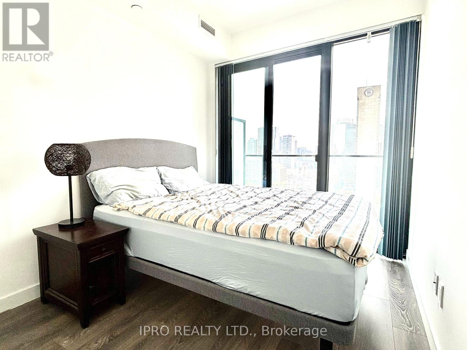 2411 - 215 Queen Street W, Toronto, Ontario  M5V 0P5 - Photo 6 - C12217413
