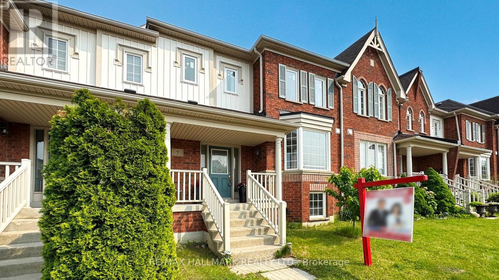7 DOLLERY GATE, Ajax, Ontario