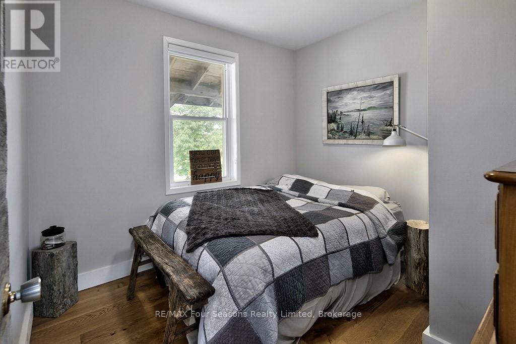 495529 Grey Road 2, Blue Mountains, Ontario  N0H 2E0 - Photo 17 - X12217511