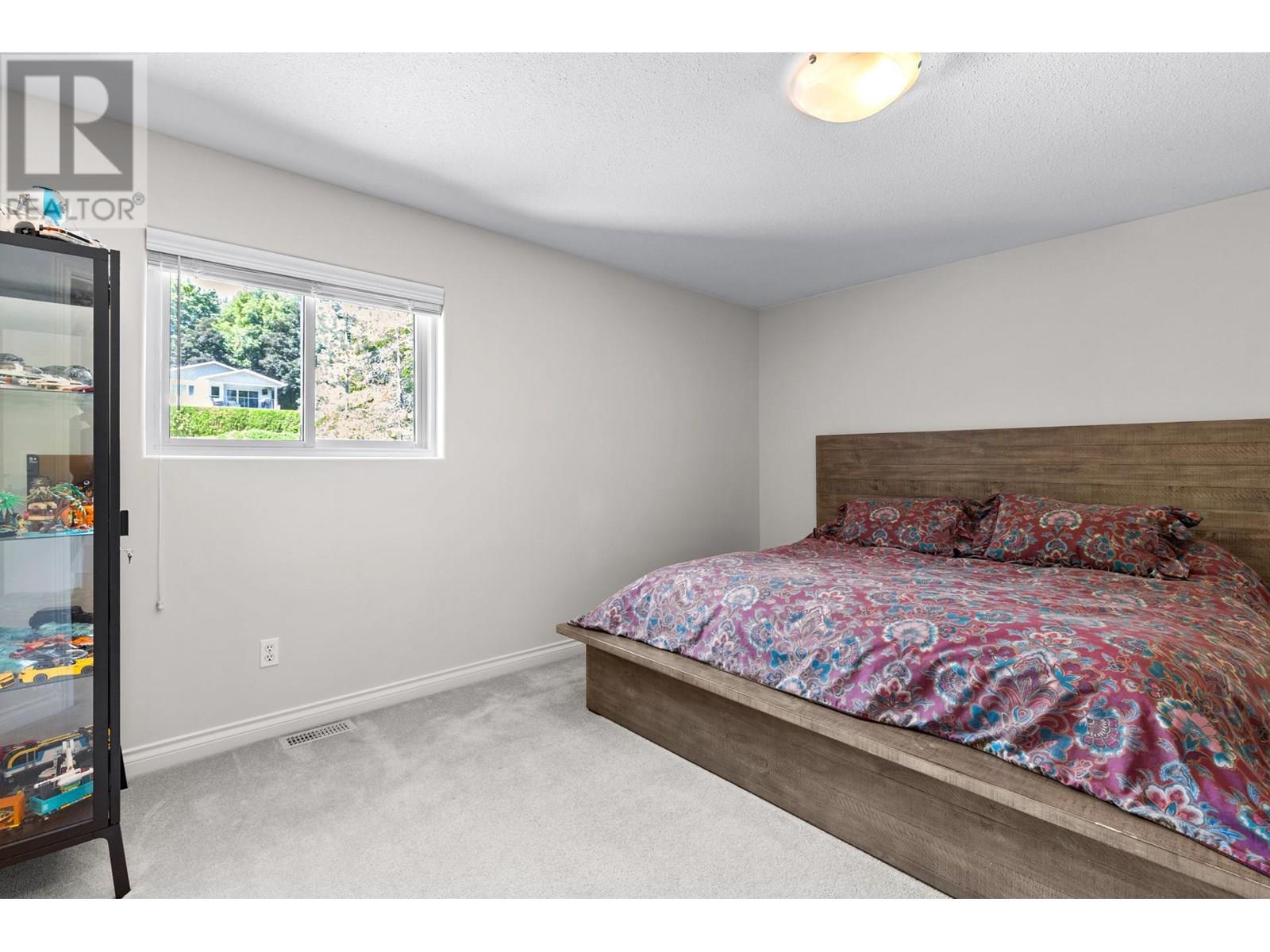 Property at 1015 Guest Road image 4