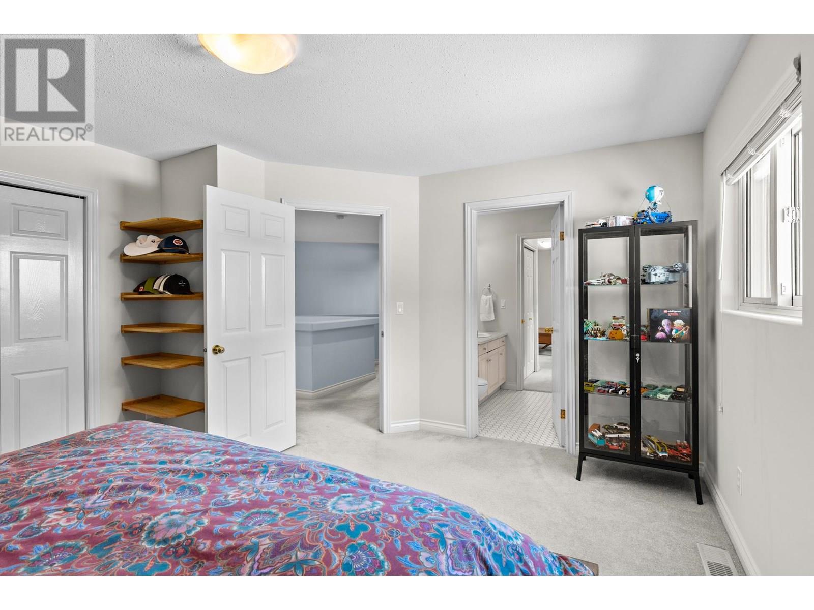 Property at 1015 Guest Road image 5
