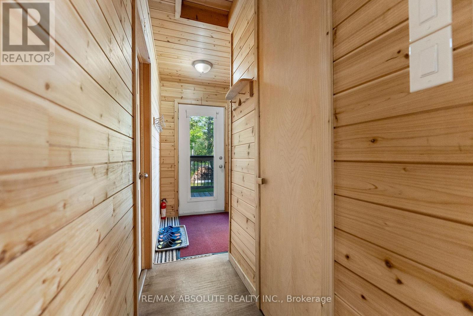 339 Leavoy Lane, Horton, Ontario  K7V 3Z8 - Photo 7 - X12217510