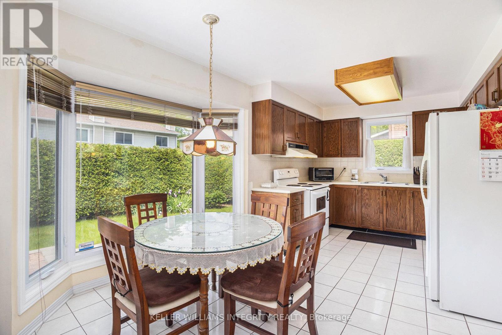 2161 Lenester Avenue, Ottawa, Ontario  K2A 4A9 - Photo 12 - X12217529