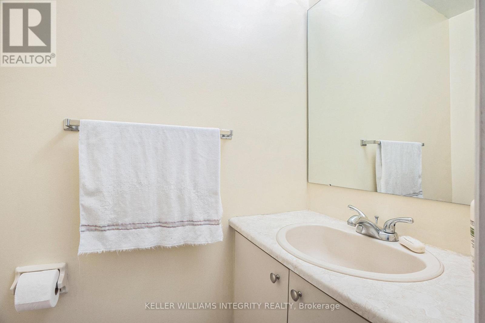 2161 Lenester Avenue, Ottawa, Ontario  K2A 4A9 - Photo 15 - X12217529