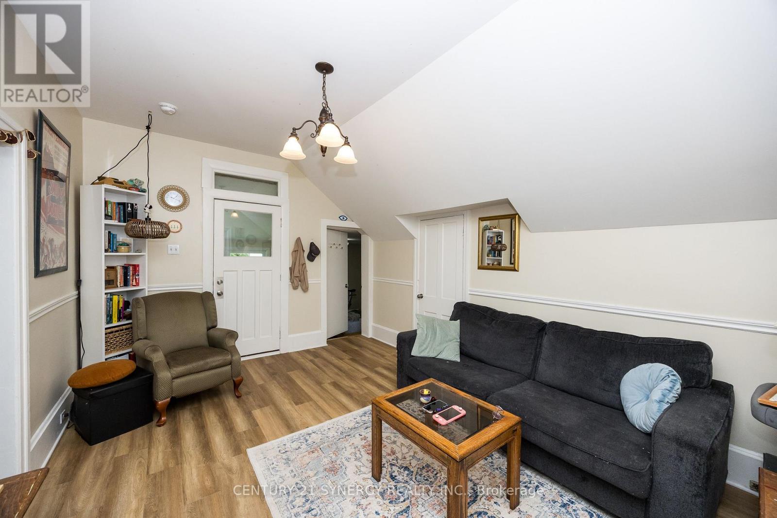 189-191-193 Moffatt Street, Carleton Place, Ontario  K7C 3K9 - Photo 6 - X12217541