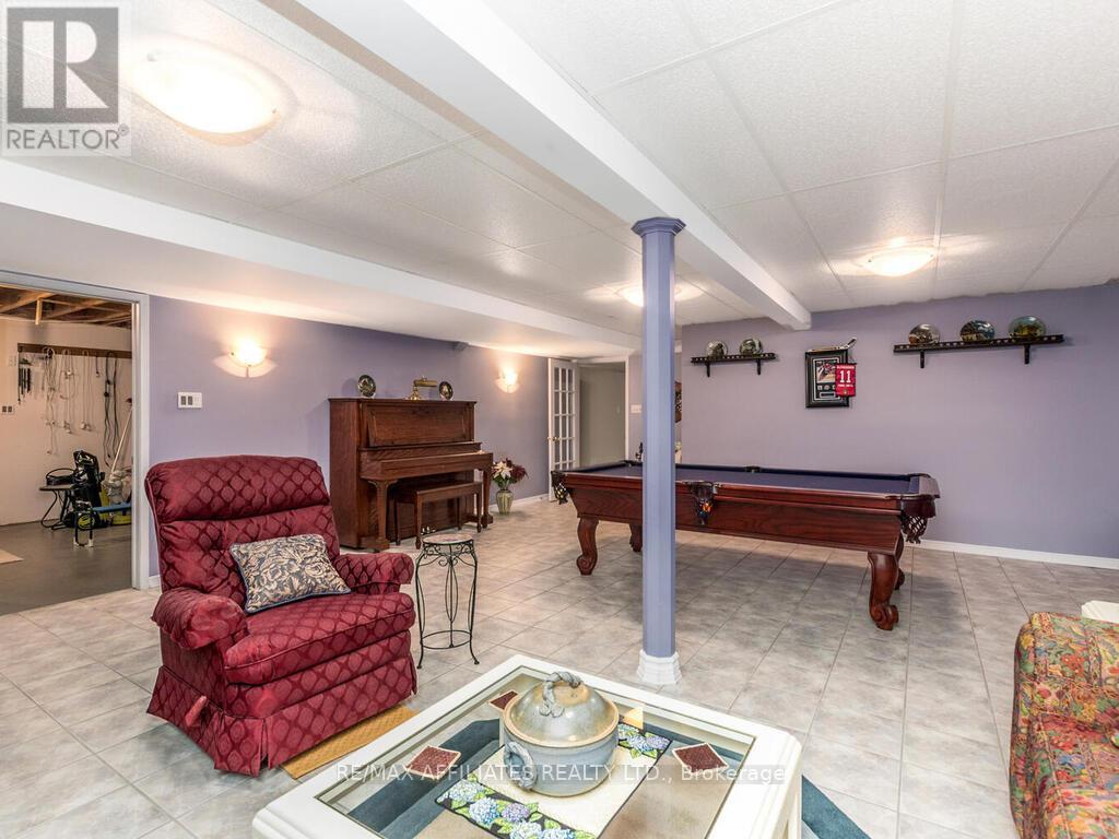 32 Mika Street, Ottawa, Ontario  K2S 1K8 - Photo 24 - X12217543