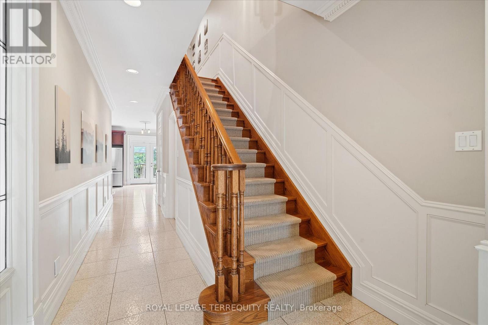 384 Winnett Avenue, Toronto (Oakwood Village), Ontario  M6C 3M1 - Photo 18 - C12217518