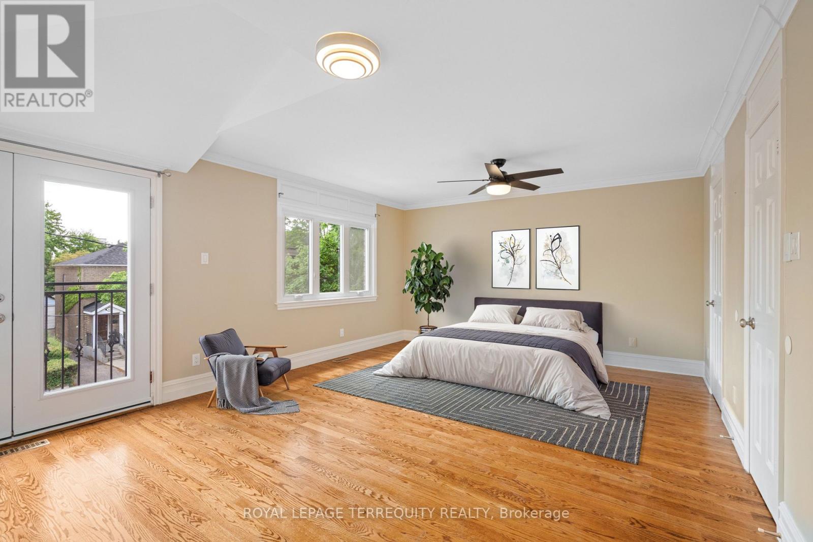 384 Winnett Avenue, Toronto (Oakwood Village), Ontario  M6C 3M1 - Photo 21 - C12217518