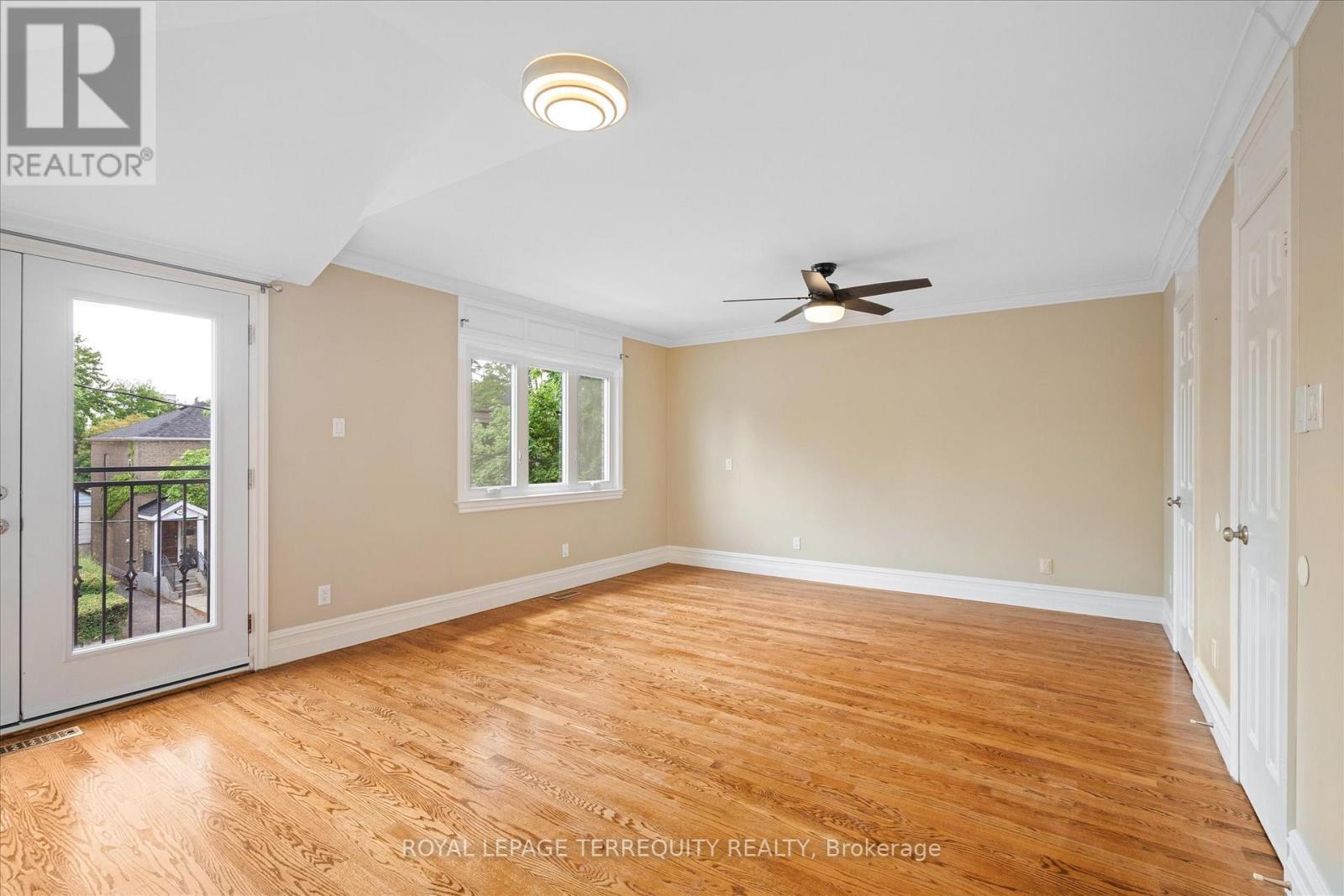 384 Winnett Avenue, Toronto (Oakwood Village), Ontario  M6C 3M1 - Photo 22 - C12217518