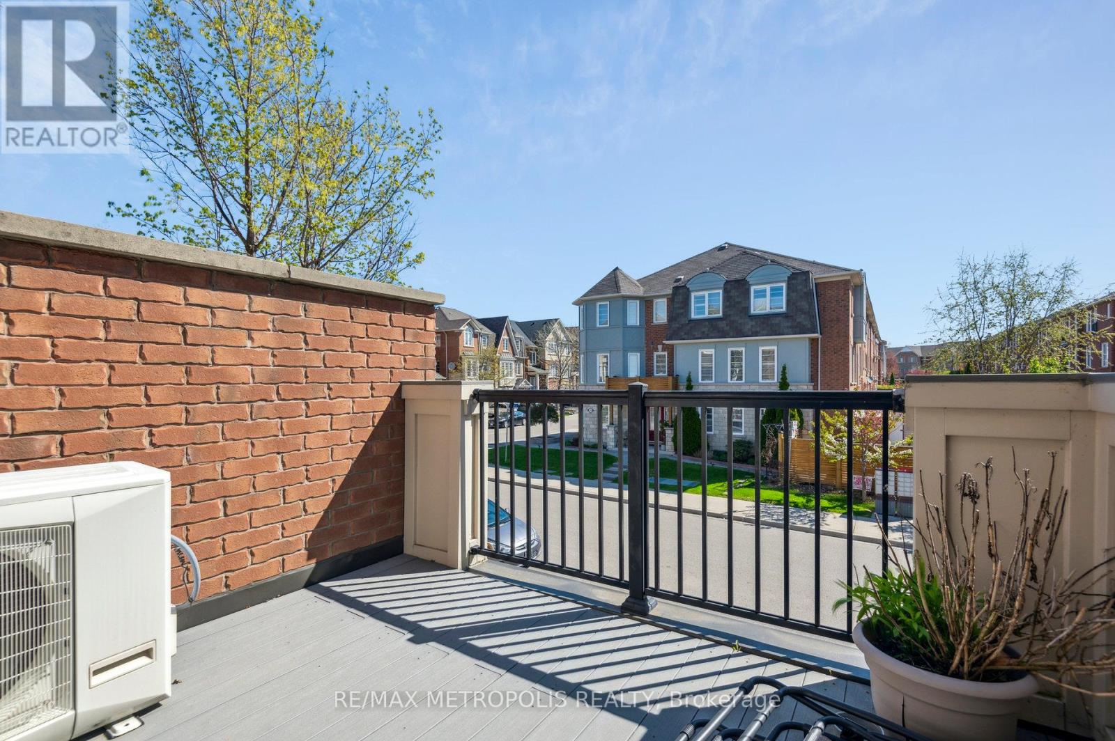 54 Howe Avenue, Toronto (Clairlea-Birchmount), Ontario  M1L 0C5 - Photo 34 - E12217512