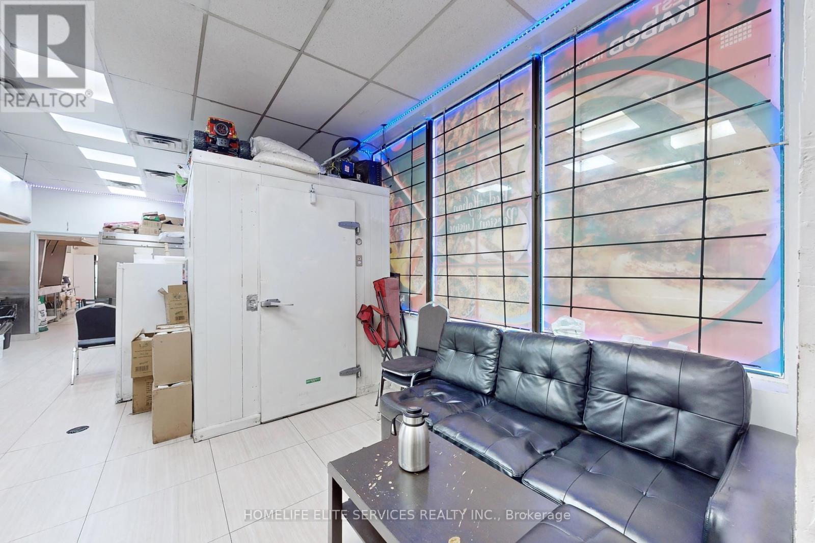 Unit B1 - 1960 Lawrence Avenue E, Toronto (Wexford-Maryvale), Ontario  M1R 2Z1 - Photo 22 - E12217520