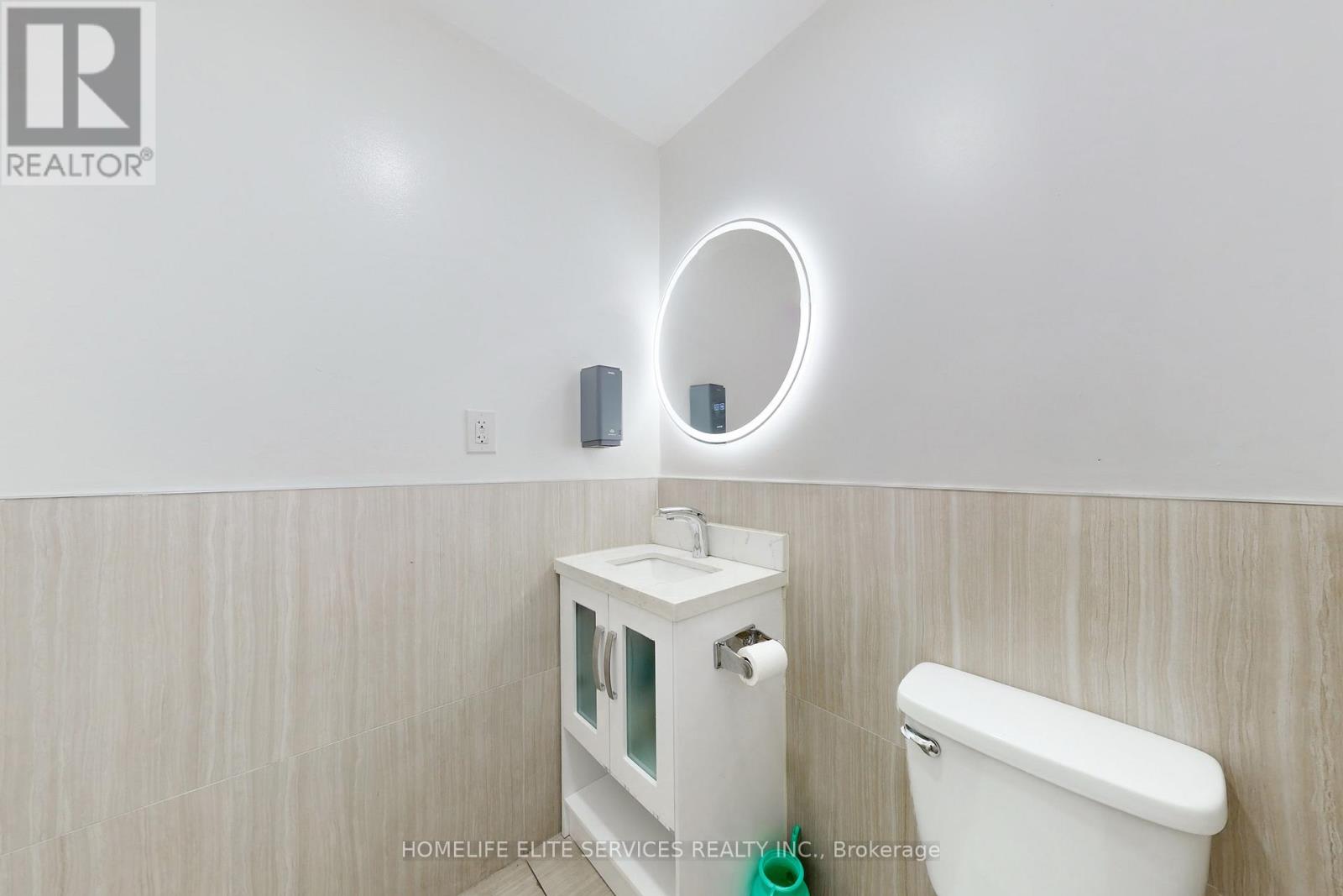 Unit B1 - 1960 Lawrence Avenue E, Toronto (Wexford-Maryvale), Ontario  M1R 2Z1 - Photo 28 - E12217520