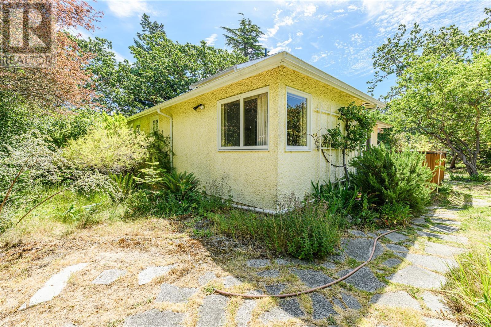 1040 St. Louis St, Oak Bay, British Columbia  V8S 5B6 - Photo 31 - 1003287